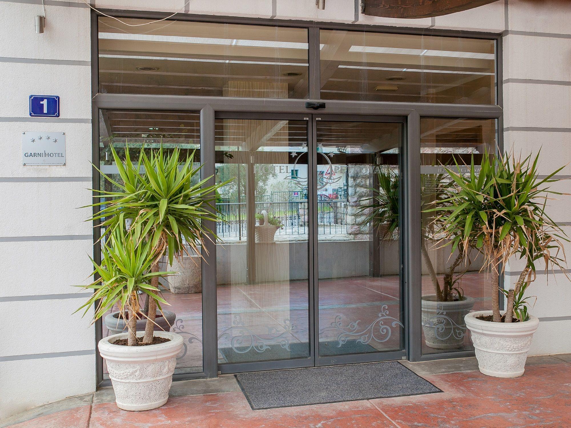 Hotel Petrovac מראה חיצוני תמונה